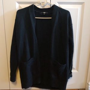 Uniqlo Cardigan in Black
